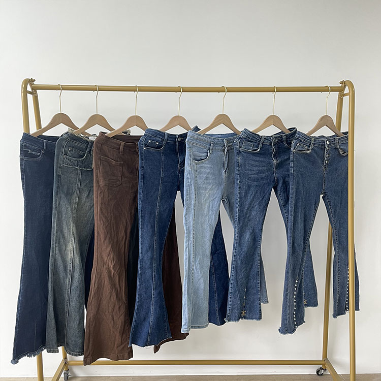 Naudotos Flare Jeans kelnės